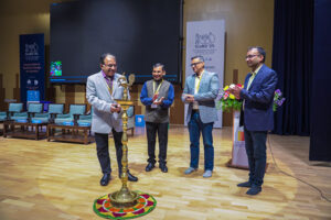 Lamp lighting at the Icord 25